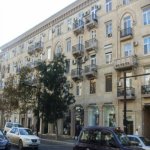 Kirayə (aylıq) 3 otaqlı Köhnə Tikili, Sahil metrosu, Səbail rayonu 1