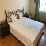 Kirayə (aylıq) 4 otaqlı Köhnə Tikili, Sahil metrosu, Səbail rayonu 5
