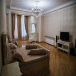 Satılır 8 otaqlı Həyət evi/villa, Badamdar qəs., Səbail rayonu 8