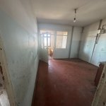 Продажа 3 комнатная Вторичка, м. Нефтчиляр метро, пос. Бакиханова, Сабунчу район 2