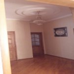 Satılır 8 otaqlı Həyət evi/villa, Gənclik metrosu, Montin qəs., Nərimanov rayonu 13