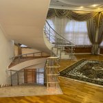 Kirayə (aylıq) 9 otaqlı Həyət evi/villa, Badamdar qəs., Səbail rayonu 32