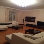 Kirayə (aylıq) 3 otaqlı Yeni Tikili, Sahil metrosu, Səbail rayonu 12