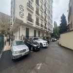 Satılır Obyekt, Nəsimi metrosu, 6-cı mikrorayon, Zərifə Əliyeva adına park, Binəqədi rayonu 1