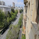 Kirayə (aylıq) 3 otaqlı Köhnə Tikili, Elmlər akademiyası metrosu, Yasamal rayonu 1