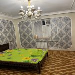 Kirayə (aylıq) 3 otaqlı Köhnə Tikili, Memar Əcəmi metrosu, 4-cü mikrorayon, Nəsimi rayonu 3