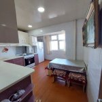 Kirayə (aylıq) 4 otaqlı Köhnə Tikili, Memar Əcəmi metrosu, 4-cü mikrorayon, Nəsimi rayonu 16