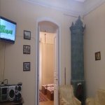 Kirayə (aylıq) 3 otaqlı Köhnə Tikili, İçərişəhər metrosu, Səbail rayonu 1