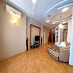 Kirayə (aylıq) 2 otaqlı Yeni Tikili, 8-ci mikrorayon, Binəqədi rayonu 8