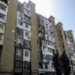 Продажа 3 комнат Вторичка, м. Азадлыг метро, 8-ой микрорайон, Бинагадинский р-н район 1