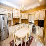 Satılır 6 otaqlı Həyət evi/villa, Badamdar qəs., Səbail rayonu 14