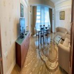 Kirayə (aylıq) 3 otaqlı Köhnə Tikili, Sahil metrosu, Bulvar, Səbail rayonu 2