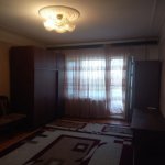 Kirayə (aylıq) 3 otaqlı Köhnə Tikili, Neftçilər metrosu, Bakıxanov qəs., Sabunçu rayonu 9