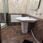 Аренда 3 комнат Новостройка, м. 8 Ноябрь метро, Насими район 13