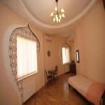 Satılır 9 otaqlı Həyət evi/villa, Badamdar qəs., Səbail rayonu 10