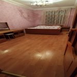 Kirayə (aylıq) 3 otaqlı Köhnə Tikili, Memar Əcəmi metrosu, 6-cı mikrorayon, Binəqədi rayonu 1