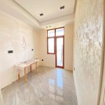 Продажа 2 комнатная Новостройка, İnşaatçılar метро, пос. Йени Ясамал, Ясамал район 12