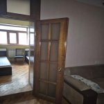 Kirayə (aylıq) 3 otaqlı Köhnə Tikili, Elmlər akademiyası metrosu, Yasamal rayonu 4