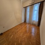 Аренда 3 комнатная Офис, м. 28 Мая метро, Насими район 3