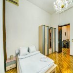 Kirayə (aylıq) 3 otaqlı Köhnə Tikili, Sahil metrosu, Səbail rayonu 15