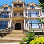 Satılır 8 otaqlı Həyət evi/villa, Badamdar qəs., Səbail rayonu 9