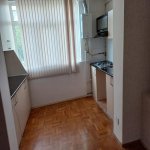 Kirayə (aylıq) 3 otaqlı Köhnə Tikili, Azadlıq metrosu, 8-ci mikrorayon, Binəqədi rayonu 9