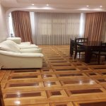 Kirayə (aylıq) 4 otaqlı Köhnə Tikili, Nizami metrosu, Nəsimi rayonu 1