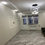 Satılır 3 otaqlı Köhnə Tikili, Memar Əcəmi metrosu, 4-cü mikrorayon, Nəsimi rayonu 28