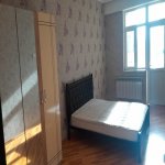 Kirayə (aylıq) 3 otaqlı Yeni Tikili Xırdalan 4