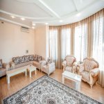 Kirayə (aylıq) 8 otaqlı Həyət evi/villa, Badamdar qəs., Səbail rayonu 9