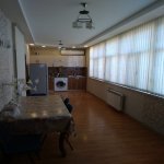 Kirayə (aylıq) 3 otaqlı Köhnə Tikili, Sahil metrosu, Səbail rayonu 12