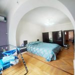Satılır 4 otaqlı Köhnə Tikili, ABŞ səfirliyi, Nəsimi rayonu 12