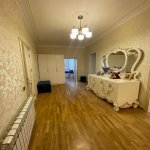 Satılır 8 otaqlı Həyət evi/villa, Neftçilər metrosu, Bakıxanov qəs., Sabunçu rayonu 1