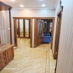Продажа 3 комнат Вторичка, 8-ой микрорайон, Айна Султанова памятник, Бинагадинский р-н район 8