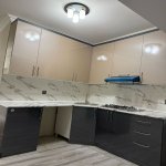 Продажа 2 комнат Вторичка, İnşaatçılar метро, пос. Йени Ясамал, Ясамал район 9