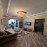 Продажа 5 комнат Вторичка, İnşaatçılar метро, пос. Йени Ясамал, Ясамал район 1