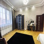 Satılır 6 otaqlı Həyət evi/villa, Badamdar qəs., Səbail rayonu 5