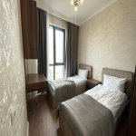 Продажа 2 комнатная Новостройка, İnşaatçılar метро, пос. Ясамал, Ясамал район 5