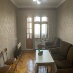 Kirayə (aylıq) 3 otaqlı Köhnə Tikili, İnşaatçılar metrosu, Yasamal qəs., Yasamal rayonu 10