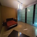 Kirayə (aylıq) 4 otaqlı Yeni Tikili, 28 May metrosu, Azərbaycan Dillər Universiteti, Nəsimi rayonu 14