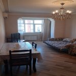 Satılır 3 otaqlı Köhnə Tikili, Xalqlar dostluğu metrosu, 8-ci kilometr, Nizami rayonu 3