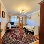 Продажа 3 комнатная Вторичка, 12-й микрорайон район 9