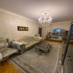 Продажа 4 комнат Вторичка, İnşaatçılar метро, пос. Йени Ясамал, Ясамал район 1