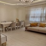 Satılır 4 otaqlı Həyət evi/villa, İnşaatçılar rayonu 2