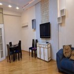 Kirayə (aylıq) 3 otaqlı Yeni Tikili, Nizami metrosu, Yasamal rayonu 1