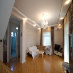 Satılır 6 otaqlı Həyət evi/villa, Badamdar qəs., Səbail rayonu 8