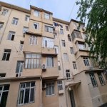 Satılır 2 otaqlı Köhnə Tikili, Memar Əcəmi metrosu, 4-cü mikrorayon, Nəsimi rayonu 1