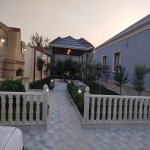 Посуточно 4 комнатная Дача, Новханы баг массиви район 2