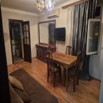 Kirayə (aylıq) 3 otaqlı Köhnə Tikili, Elmlər akademiyası metrosu, Yasamal rayonu 1