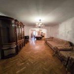 Kirayə (aylıq) 4 otaqlı Köhnə Tikili, Azadlıq metrosu, Binəqədi qəs., Binəqədi rayonu 9